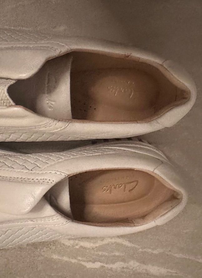 Clarks Scarpe da donna: Clarks Slip-On Leder Sneakers – Usato da Vaglio venduto da EEArch