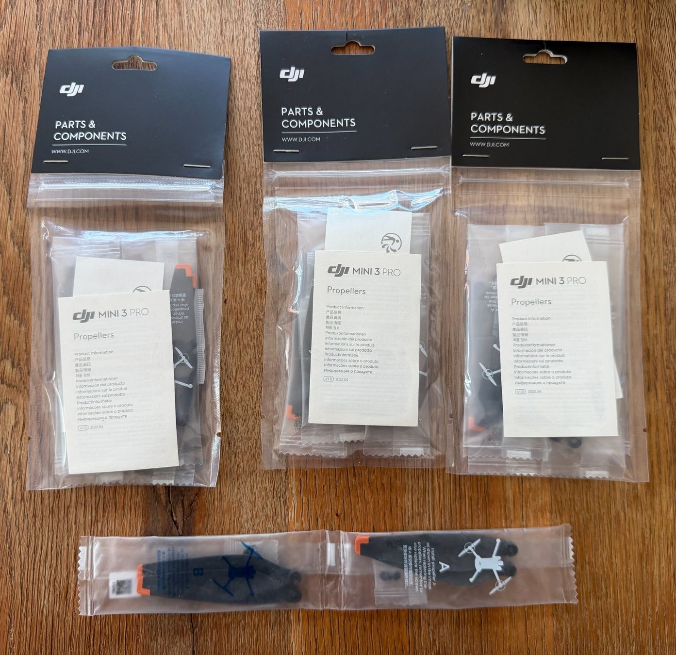 DJI Modellismo RC: DJI Mini 4 Pro Fly More Combo RC2 mit 5 Akkus – Usato da Gelterkinden venduto da Digitalfo0 7