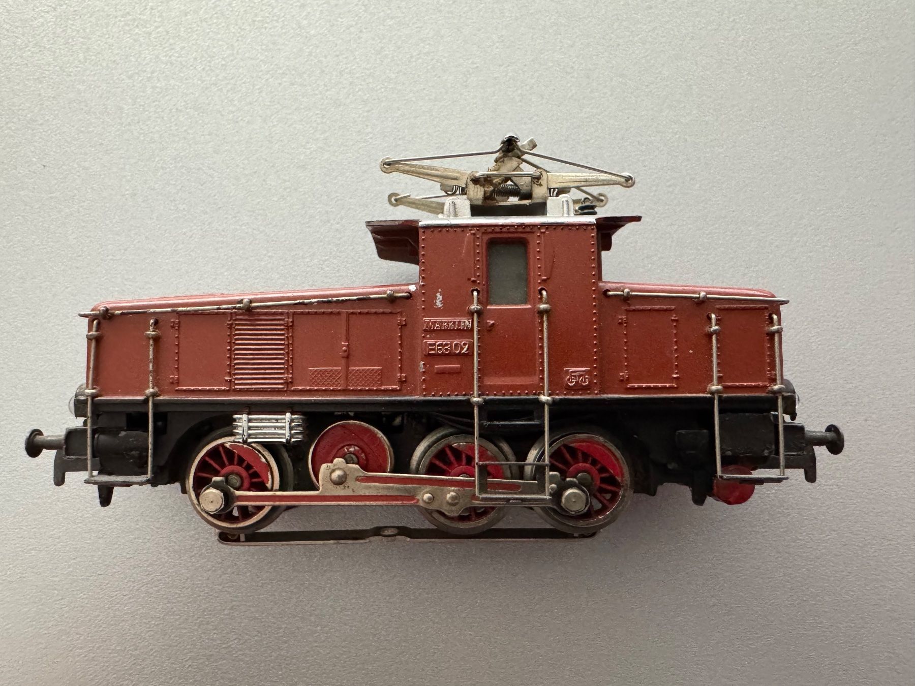 Märklin H0 3002 - DB E-Lok BR E 63 02 / CE800 (Gebraucht) in Fehraltorf ...