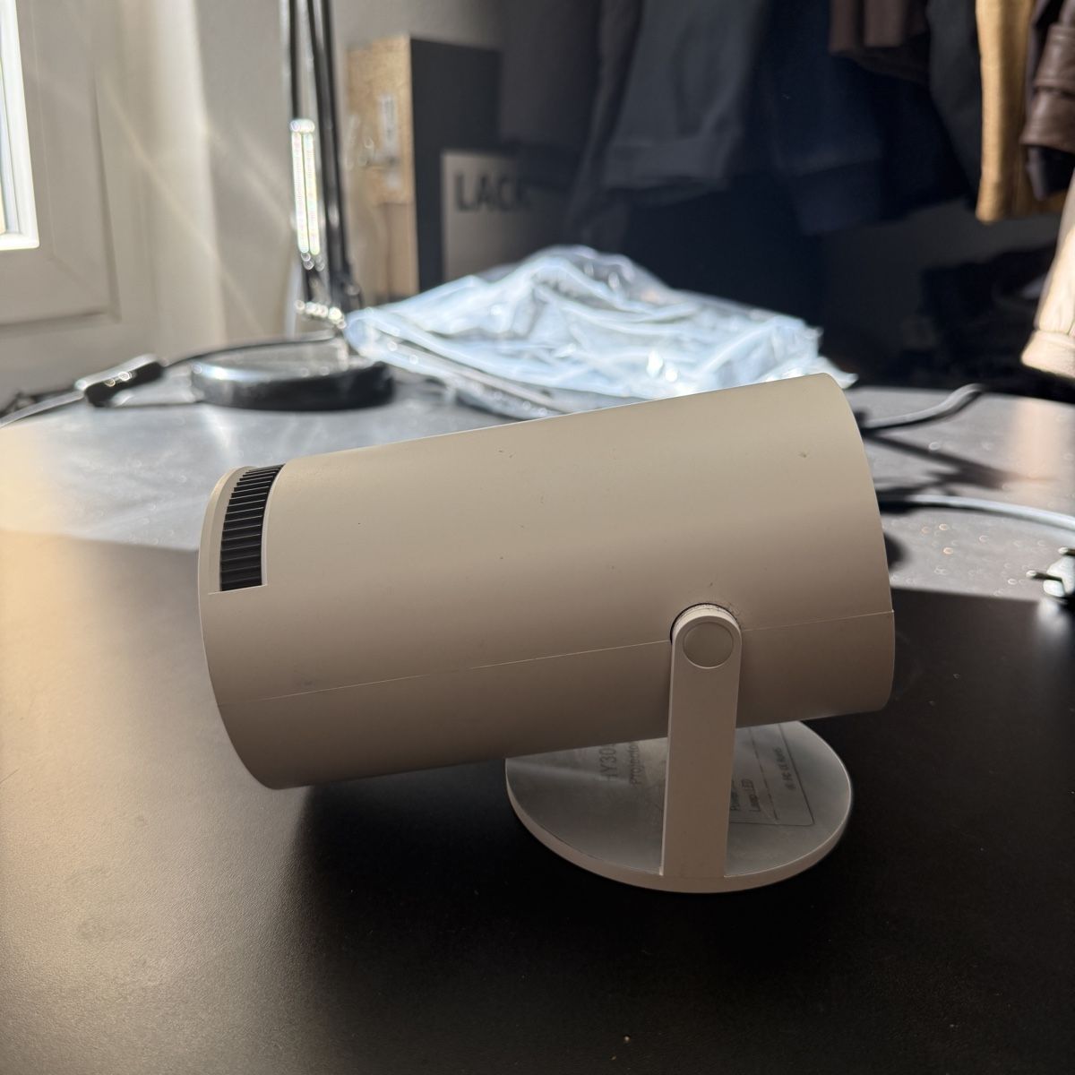 Proiettori: Proiettore LCD PROJECTOR AC100-260V – Usato da Zürich venduto da javiergianini