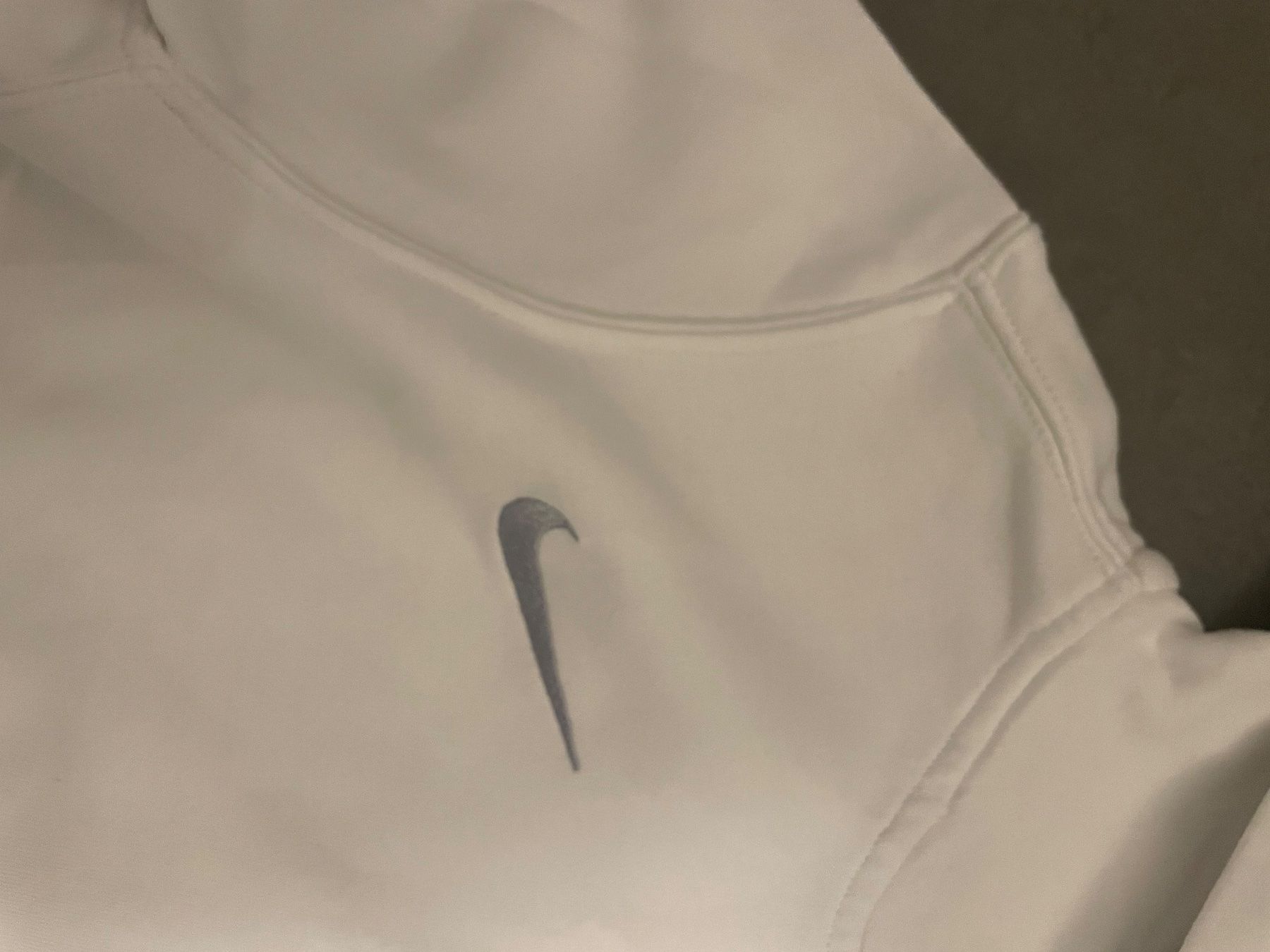 Nike Pullover & Sweatshirts: Nike Pullover – Gebraucht aus Zürich von Ivona3 2