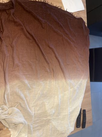 Herbstlicher Schal mit Farbverlauf braun/beige