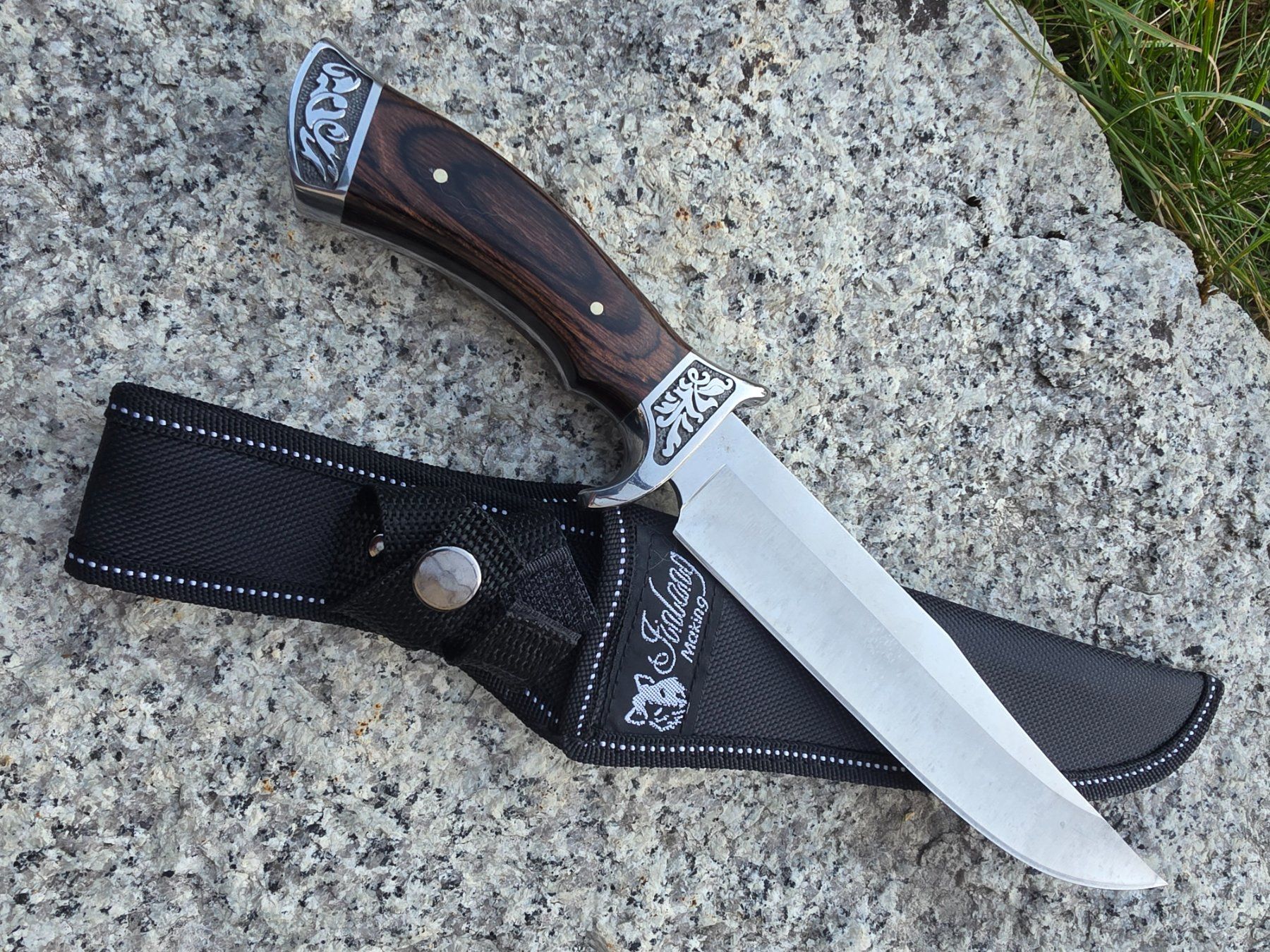 Accessori: Sehr schönes Outdoor Messer – Nuovo e nell'imballaggio originale da Herzogenbuchsee venduto da Melissa110 1