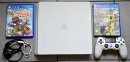 Playstation 4 / PS4 Slim