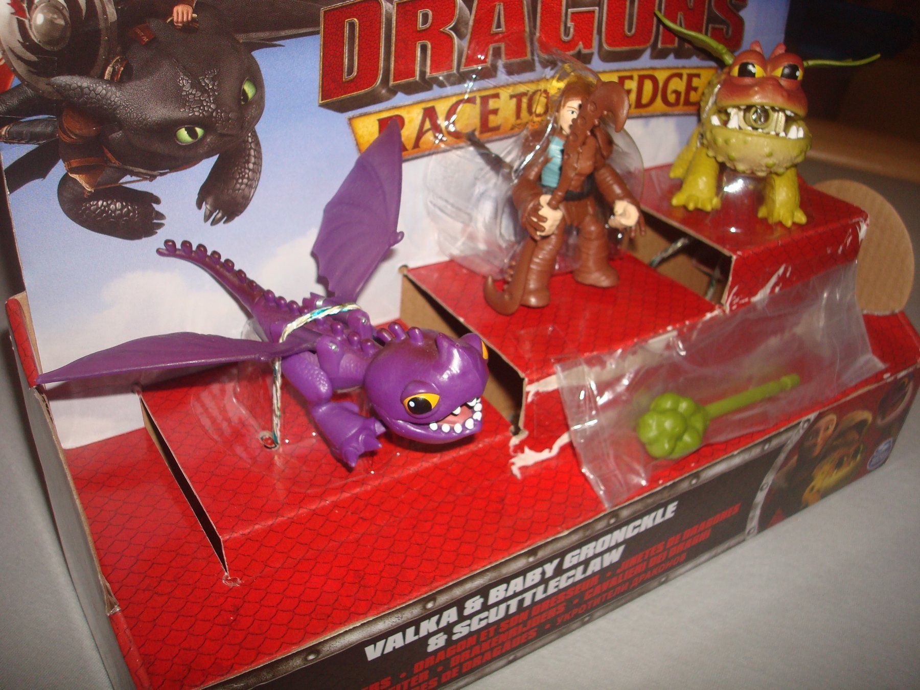 Jouets: Dragons Valka&Baby Gronckle Spin Master – D'occasion à Niederhasli par Carolina10 2
