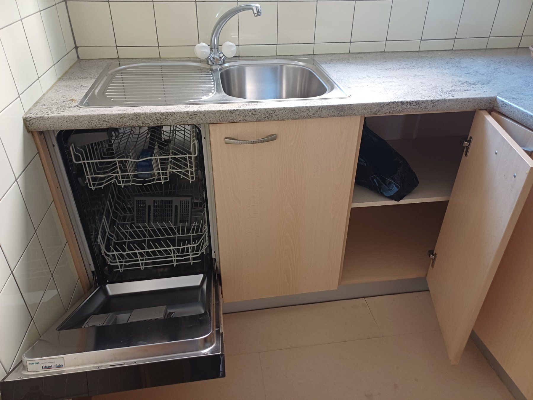 Cucine complete: cucina perfette condizioni con piastra – Usato da Lugano venduto da czo_g5ph 1