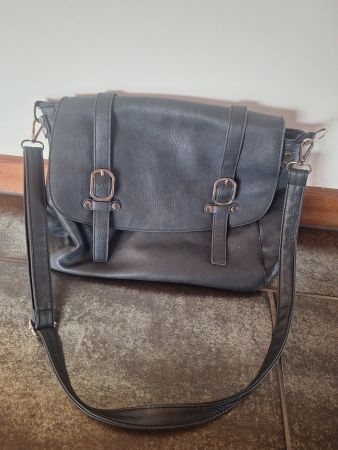 Handtasche