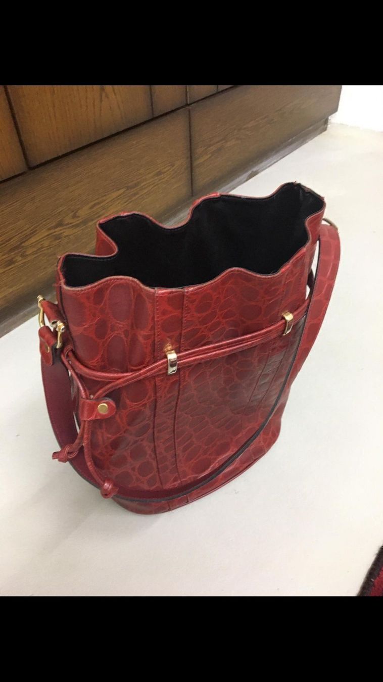 Borse da donna: Wunderschöne Handtasche – Usato da Luzern venduto da ariazalea 1