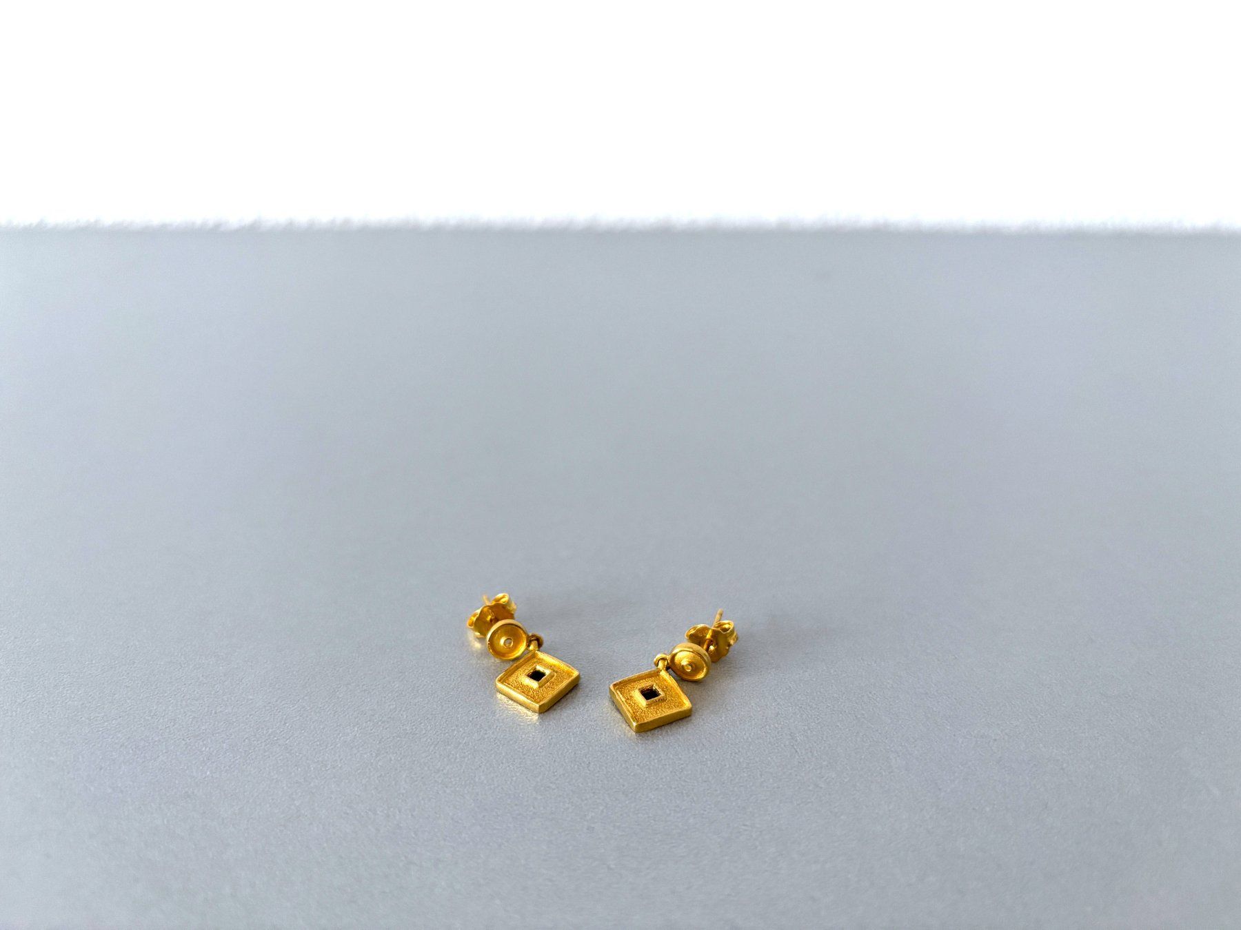 Ohrringe & -stecker: Basic Ohrringe Ohrstecker Ohr Schmuck – Gebraucht aus Holzhäusern ZG von paula_w