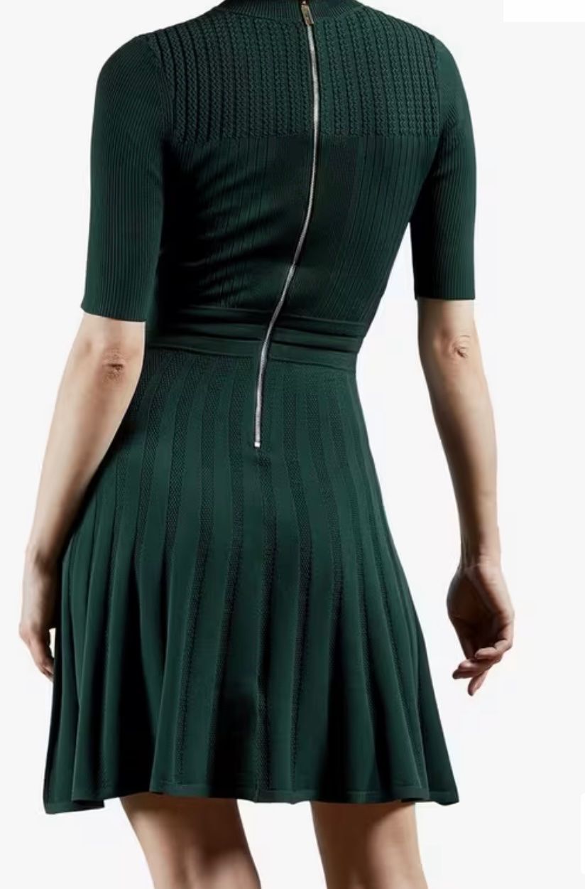 Ted Baker Kleider: Ted Baker Kleid – Gebraucht aus Gümmenen von Monsieur_Finn 2