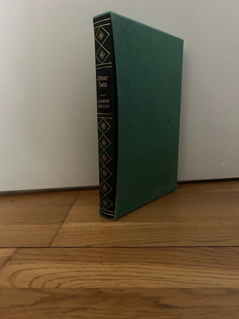 Bücher: Oliver Twist by Charles Dickens – Gebraucht aus Zürich von ena_mh9h 2