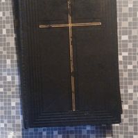 Gebetbuch Kreuz Aufdruck schwarz Guter Zustand