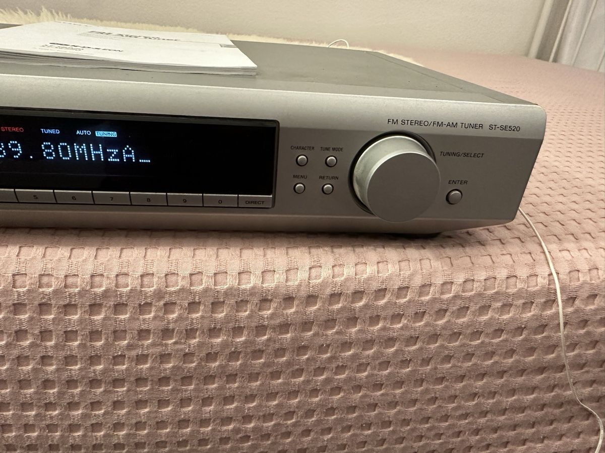 Sony Radio: Sony ST-SE 520 FM/AM-Tuner – Usato da Hitzkirch venduto da cla_2llc 2