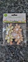 4 Deko-Klammern Blumen Holz Frühling Dekoration neu