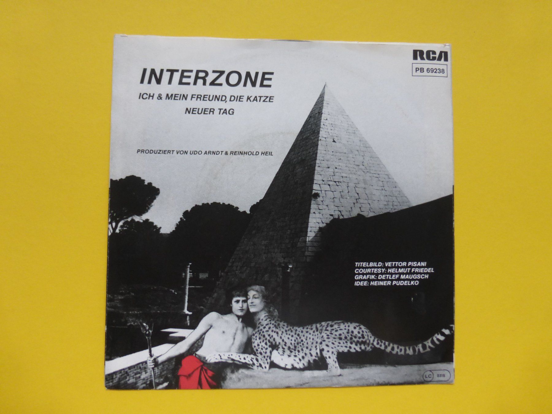 Schallplatten: Interzone – Ich & Mein Freund, Die Katze – Gebraucht aus Zürich von Swiss57 1