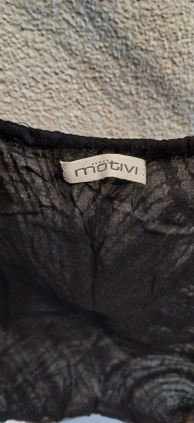 Top: Top with paillette, nevee worn, S size, black – Nuovo (secondo la descrizione) da Dübendorf venduto da palemoon 2