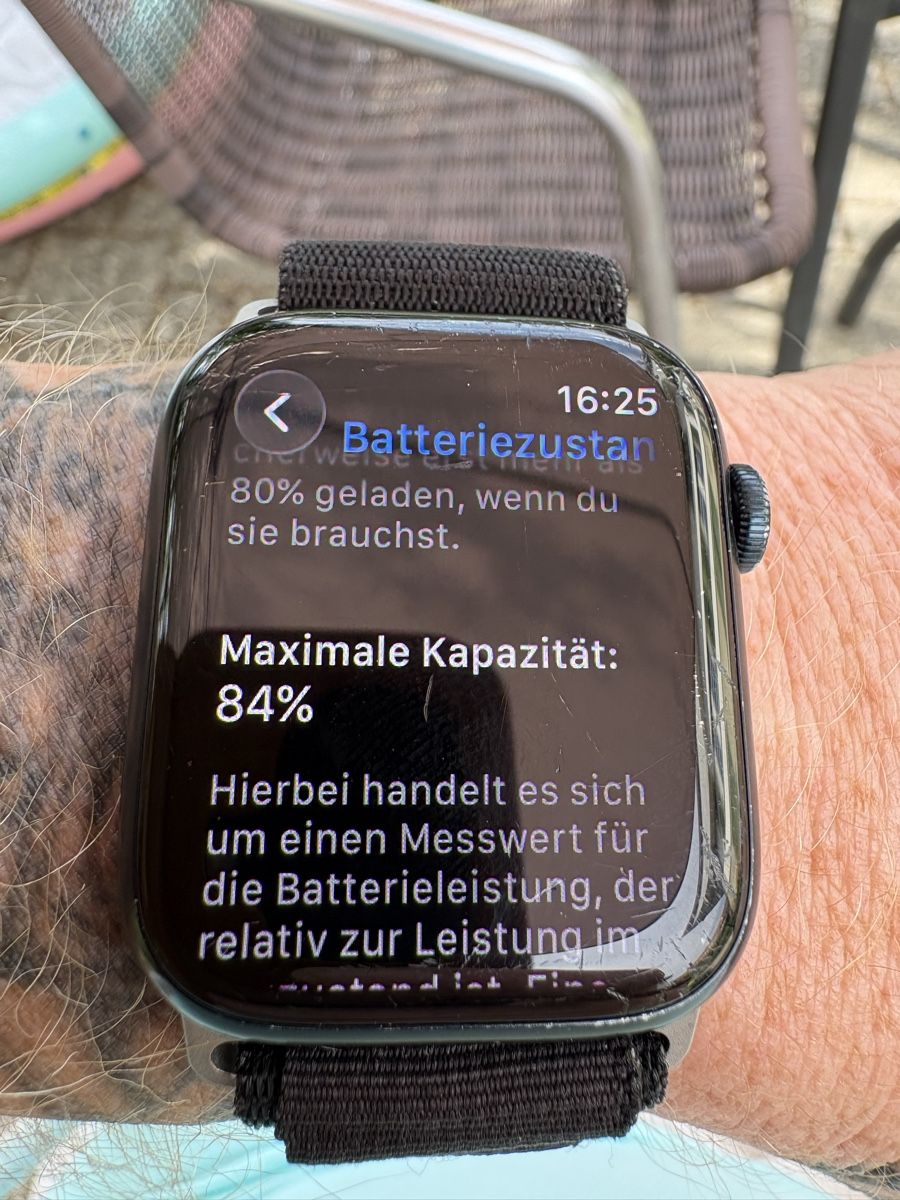 Apple Smartwatch: Apple Watch 7 GPS Cellular  – Gebraucht aus Hettiswil von Roadfox71 2