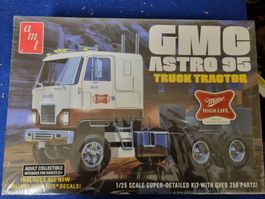 GMC Astro 95 “Miller High Life“