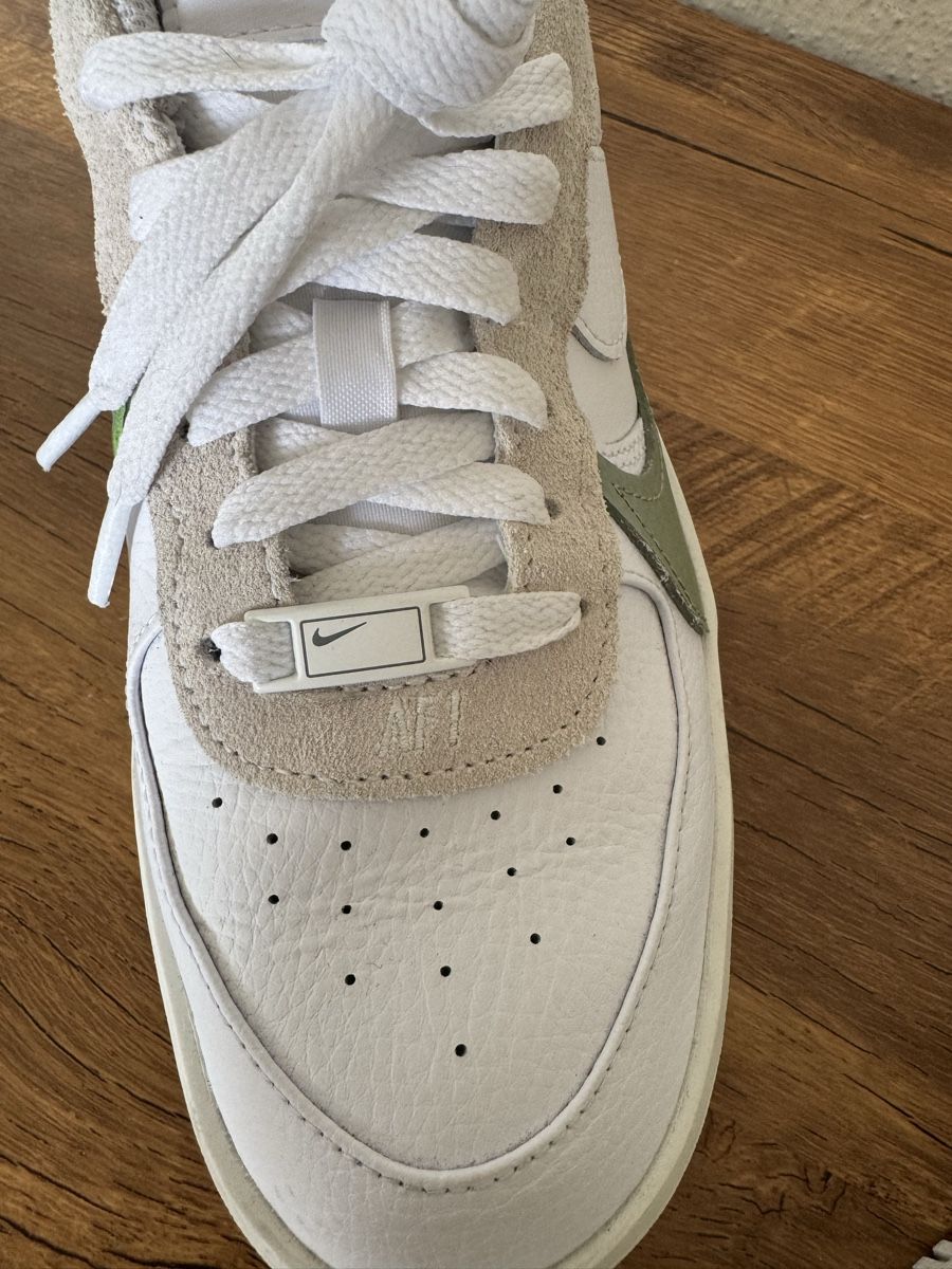 Nike Damenschuhe: Nike Air Force 1 PLT.AF. ORM Blanc Oil Vert, taille 39 – Gebraucht aus Brügg BE von Goob 5