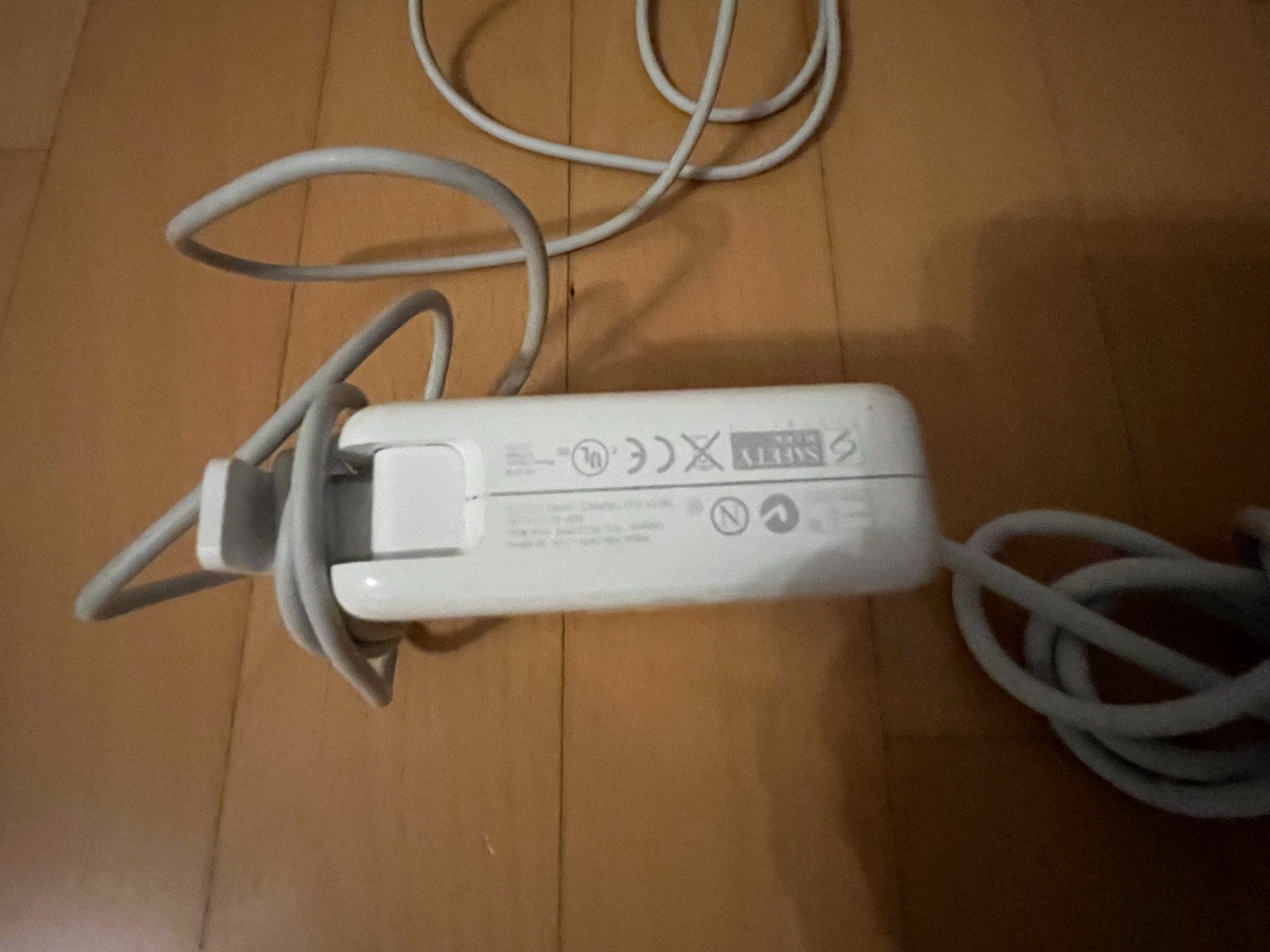Apple Unità & Adattatore: MacSafe 1 Adapter 85W – Usato da Winterthur venduto da fla_hwg8 2