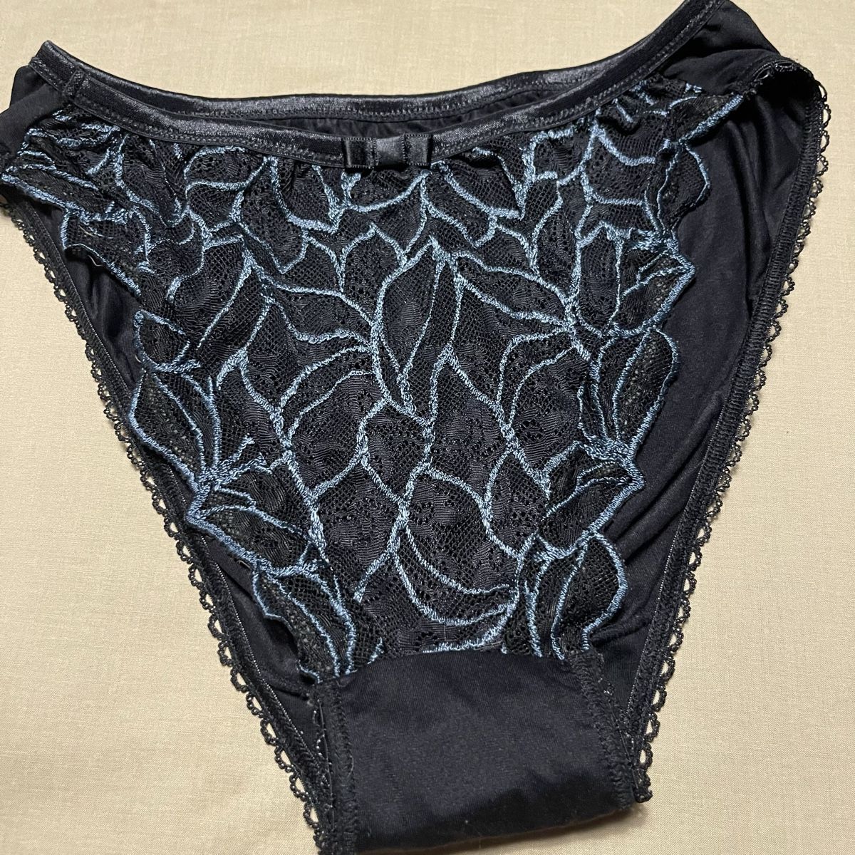 Altra biancheria intima: Mutandine con pizzo-S/M – Nuovo (secondo la descrizione) da Locarno venduto da Fixed8 3