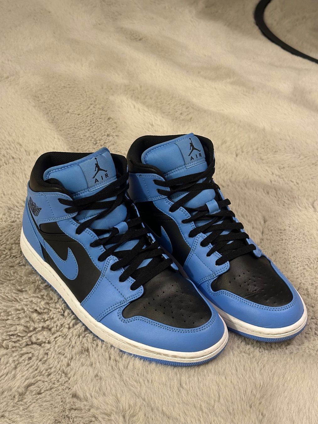 Jordan Chaussures hommes: Jordan 1 University Blue - 45 – D'occasion à Hombrechtikon par dom_vy6m
