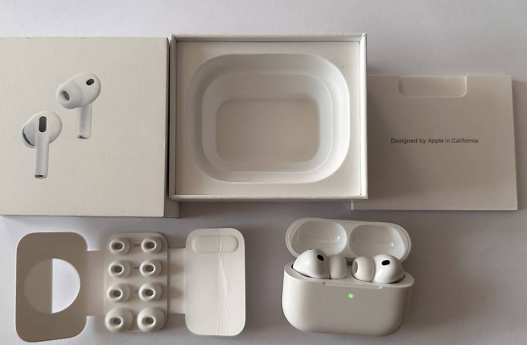 Casques audio: Apple AirPods Pro 3rd Generation – D'occasion à Walliswil b.Wangen par Swiss-Trading-Bros