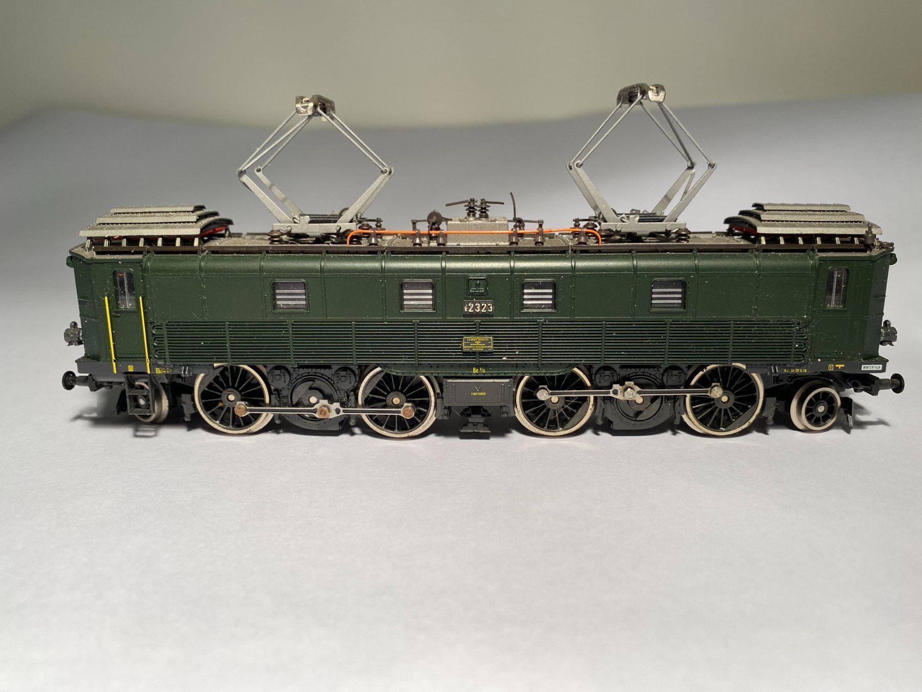 Roco Modellini di ferrovie: ROCO E-Lok BE 4/6 SBB 04191A DC Analog – Usato da Buchrain venduto da Modellbahn11 1
