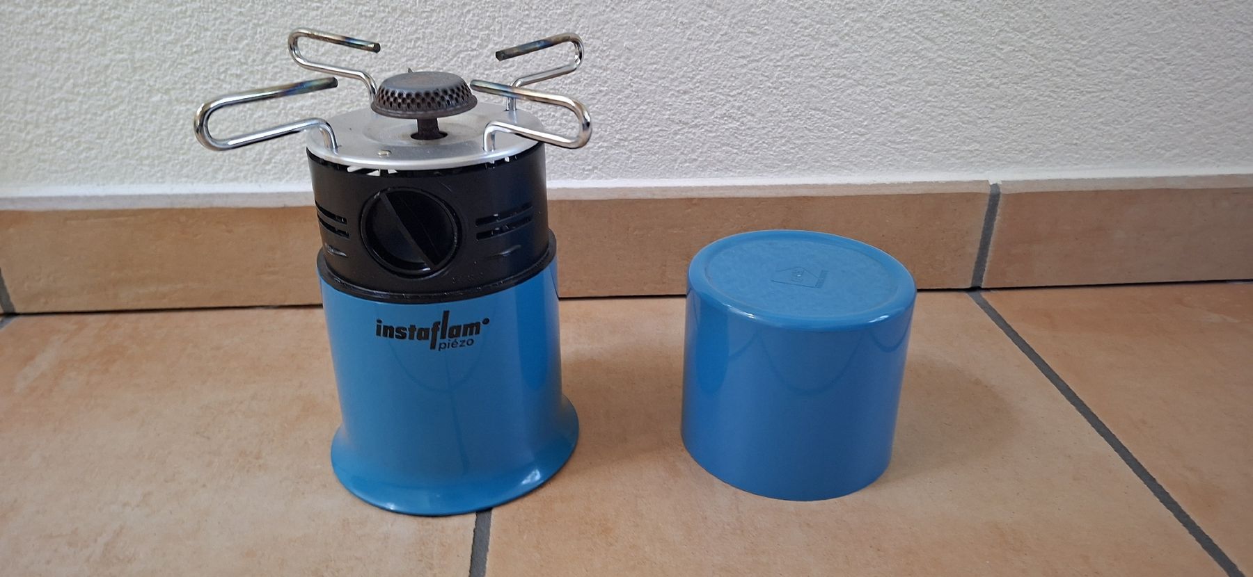 Elettrodomestici da cucina: Camping Gaskocher Instaflam piézo – Usato da Niederbipp venduto da Flix03 2