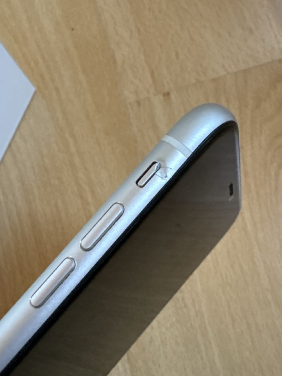 Apple Portables: iPhone XR Weiss mit Originalverpackung – D'occasion à Brünisried par sve_vft2 3