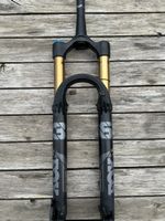 Fox Factory 36 Float 29 140MM Grip2