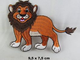 LÖWE  - Aufnäher - Aufbügler - Stickerei - 9,5x7,5cm