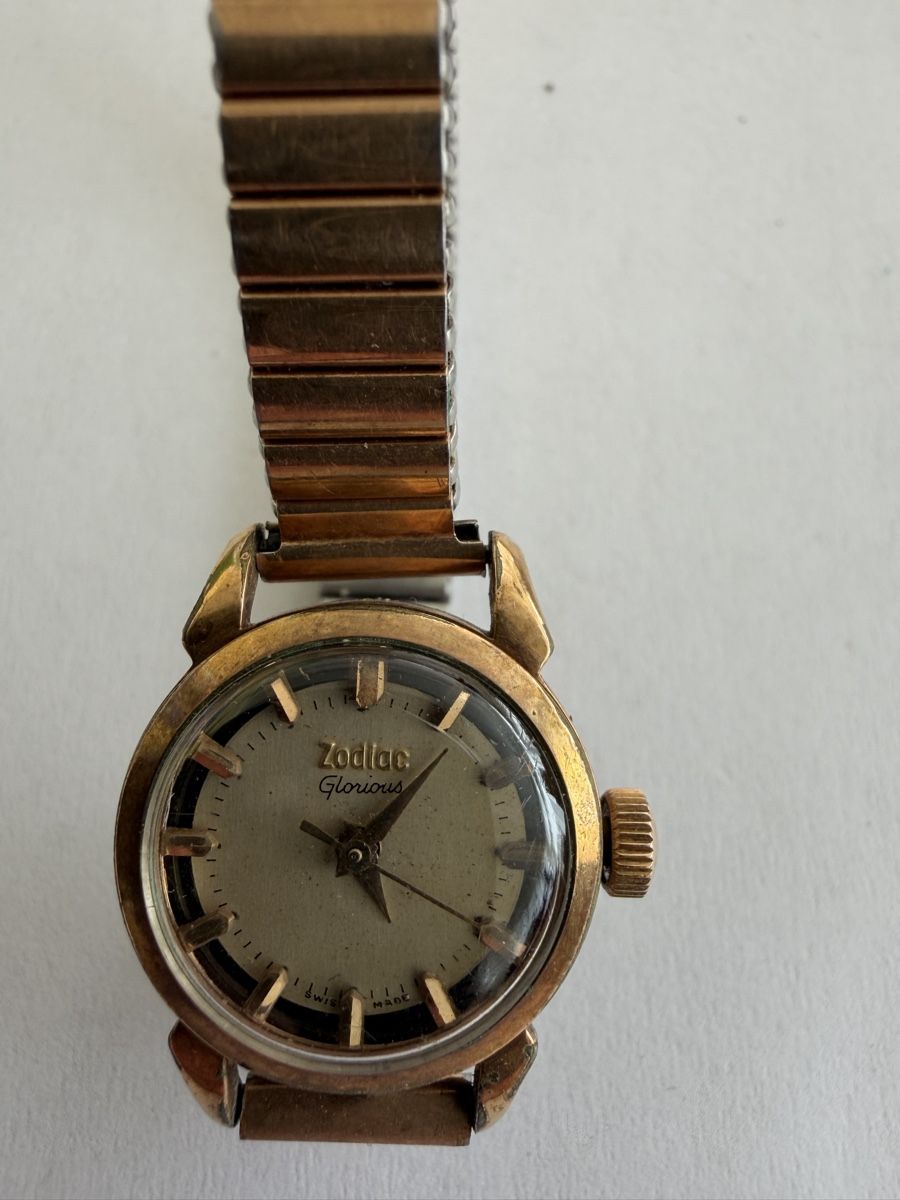 Zodiac Orologi: montre Zodiac Glorious Automatic vintage – Usato da Echallens venduto da JAR69
