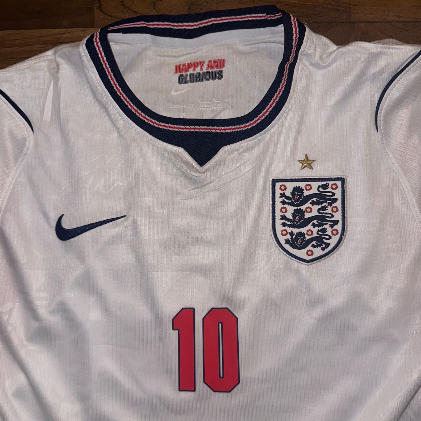 Nike Maillots de corps & Pantalons: England Bellingham Trikot Grösse L – Neuf (Voir description) à Liestal par tha_dg6j 1