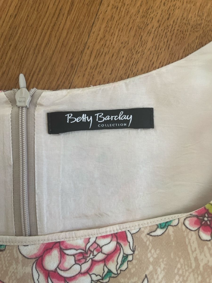 Betty Barclay Vestiti: Kleid Betty Barclay 40 – Nuovo (secondo la descrizione) da Aarau venduto da Arose5 1