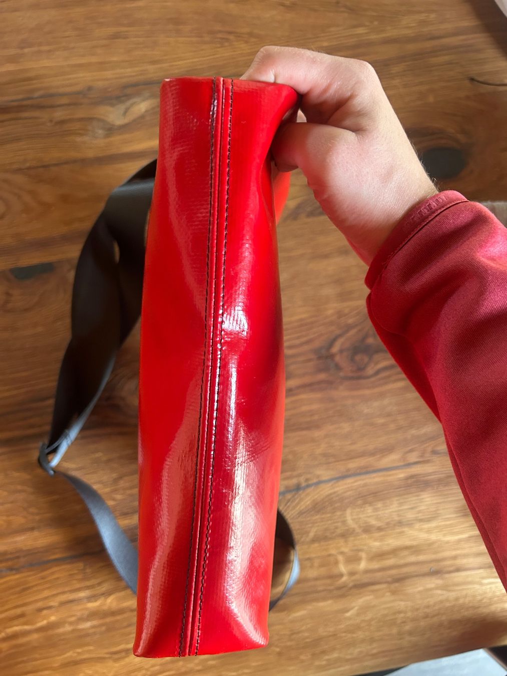 Freitag Borse: Freitag RUBY Umhängetasche – Usato da Bubikon venduto da sim_ch8608 2