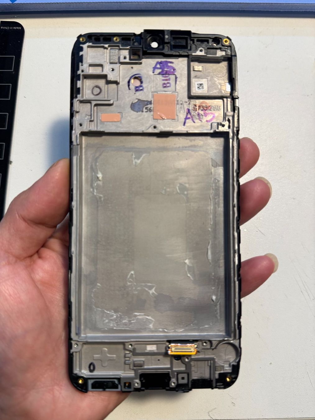 Samsung Telefoni cellulari / Smartphones: Ecran fissuré Samsung Galaxy A15 +Châssis – Nuovo (secondo la descrizione) da Morges venduto da DA-repa 1