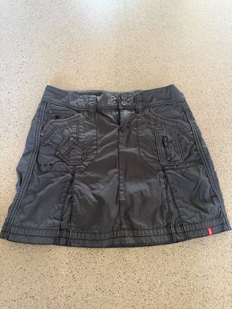 Jupe Esprit gris taille 36 bon état