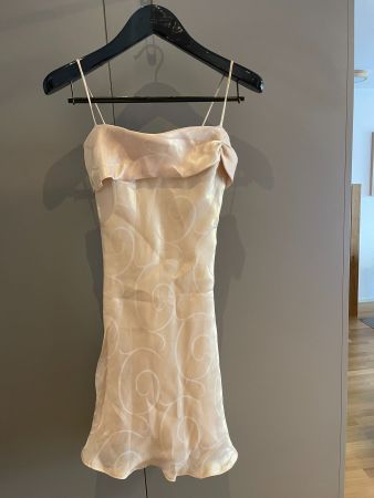 Elegantes Abendkleid in Beige/Goldoptik, Grösse 36/S