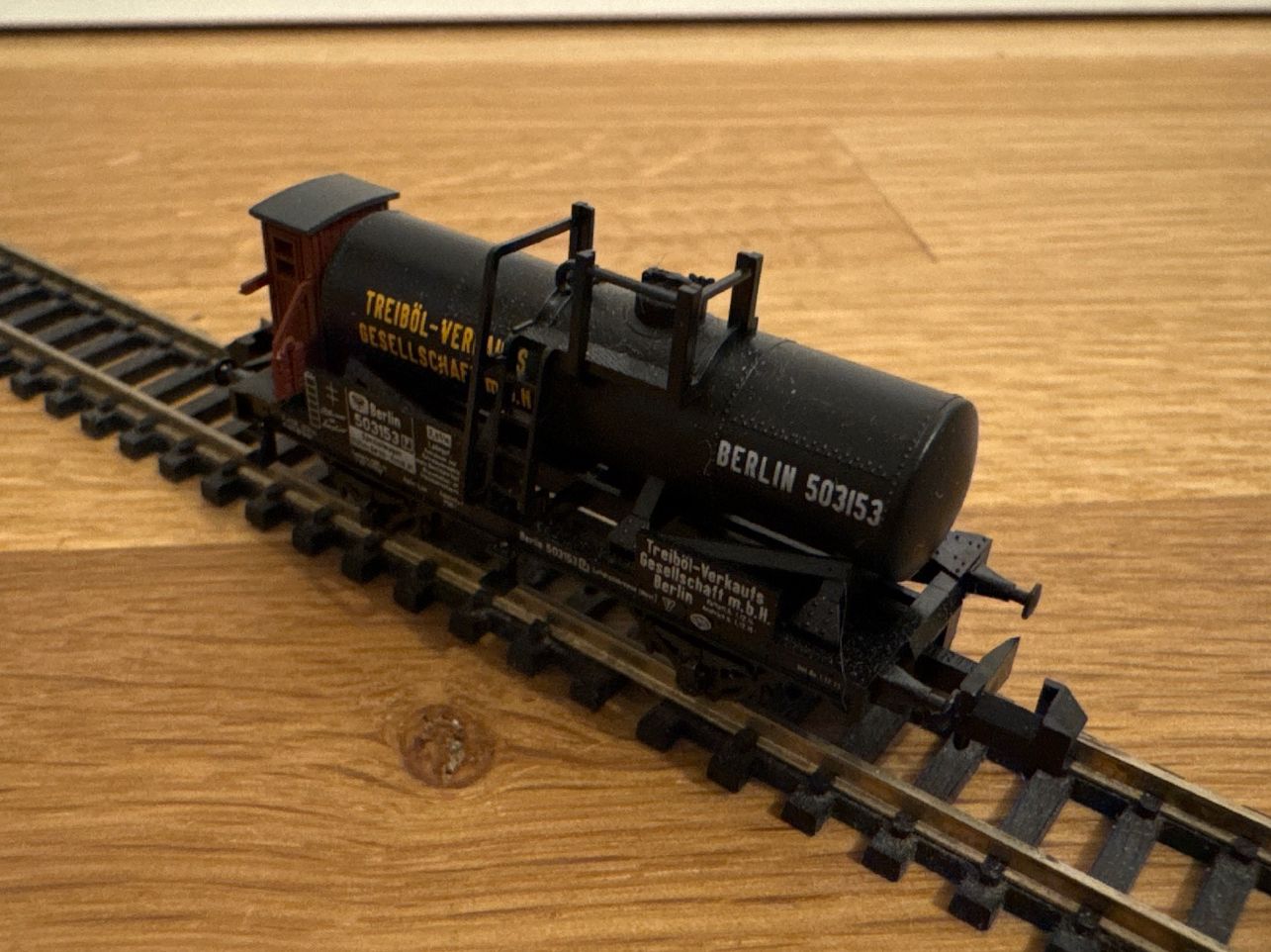 Trix Modellini di ferrovie: Minitrix 13642 Kesselwagen mit Bremshaus – Nuovo (secondo la descrizione) da Schlierbach venduto da Look8 1