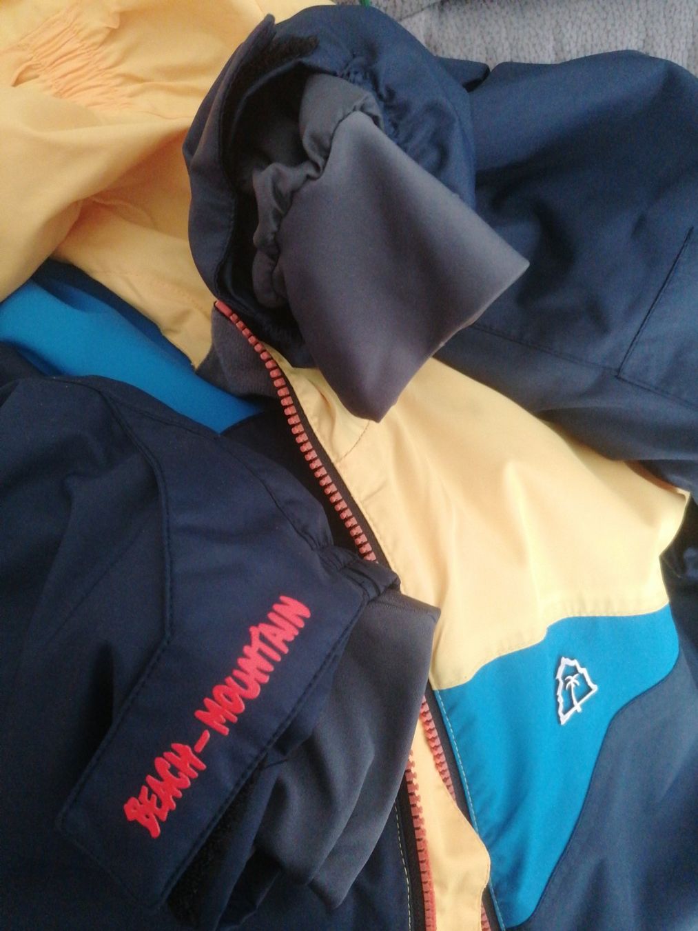 Jacken & Mäntel: Neue Beach - Mountain Skijacke Gr 176 – Neu (gemäss Beschreibung) aus Lostorf von Luelostorf 5