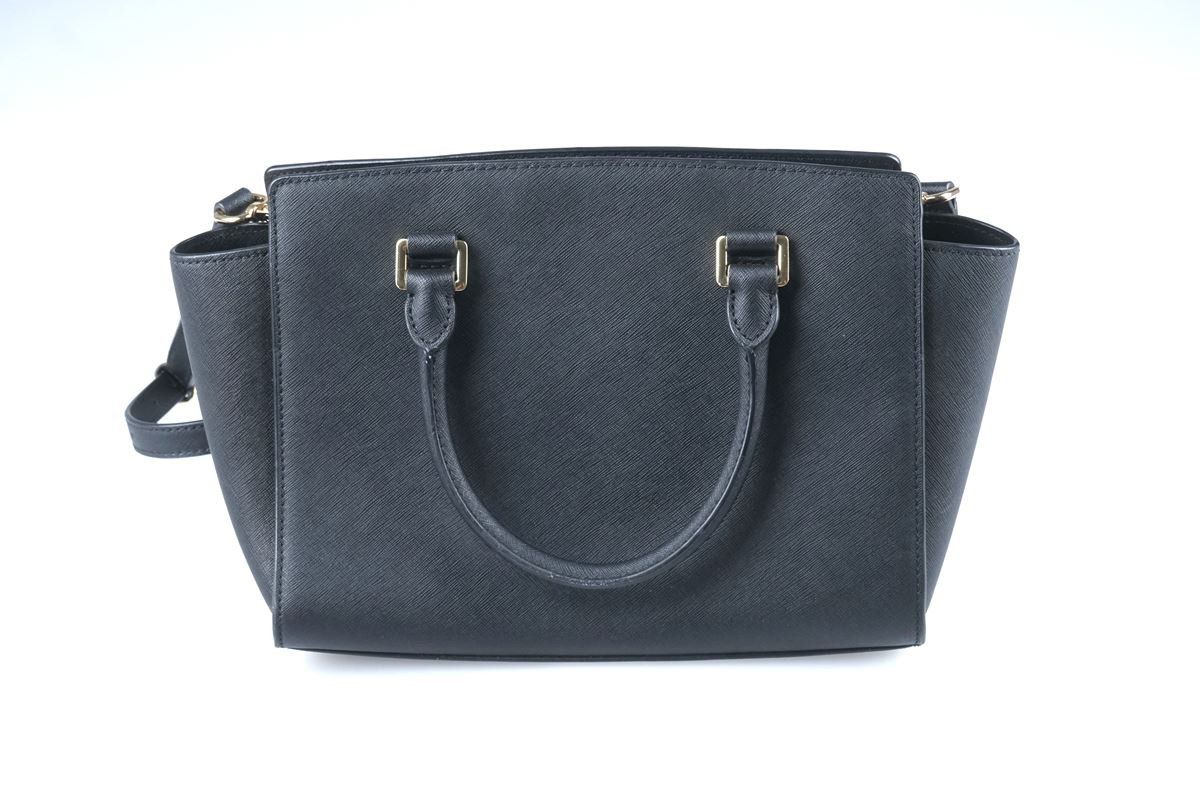 Michael Kors Taschen für Damen: Michael Kors Selma Medium Satchel Handtasche – Gebraucht aus Rüti ZH von Restwert_Rueti_ZH 1