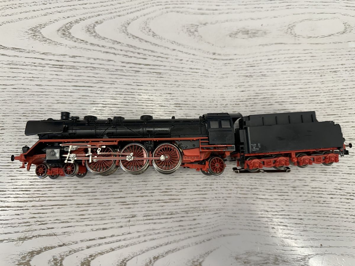 Märklin Modellini di ferrovie: Märklin 3085 DB BR 003 – Usato da Lupsingen venduto da New-Haven 2