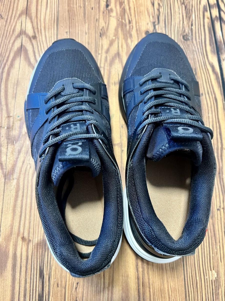 On Scarpe da uomo: On The Roger Advantage Sneaker, Grösse 38,5 – Usato da Scuol venduto da ricos81 4