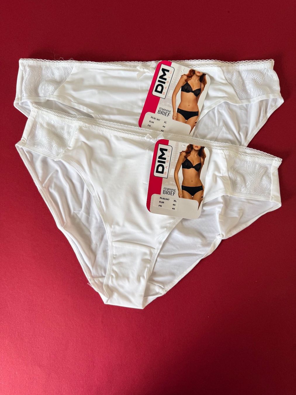 Dim Altra biancheria intima: DIM Basic, Slips FEMININE, Grösse 44, 2 Stück in Weiss – Nuovo e nell'imballaggio originale da Rudolfstetten venduto da gst_g7xl