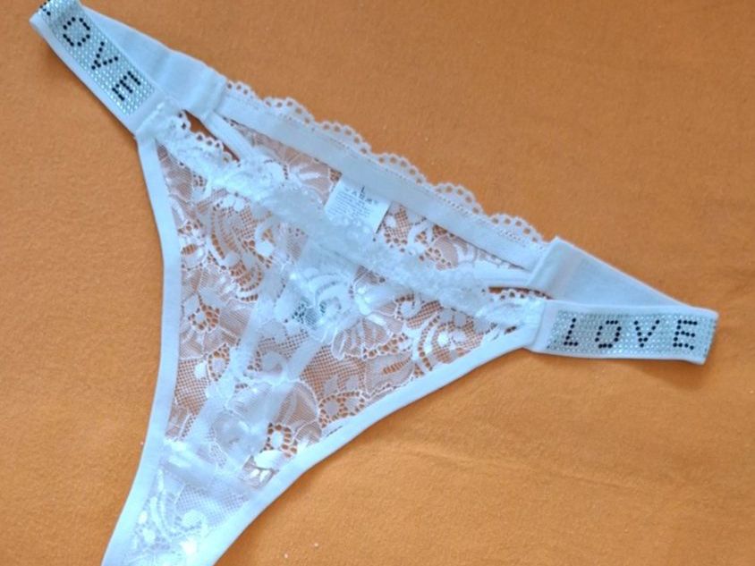 Altra biancheria intima: 1 schöner  Spitzen Tanga gr L weiss – Nuovo (secondo la descrizione) da Reinach AG venduto da nicki024 2