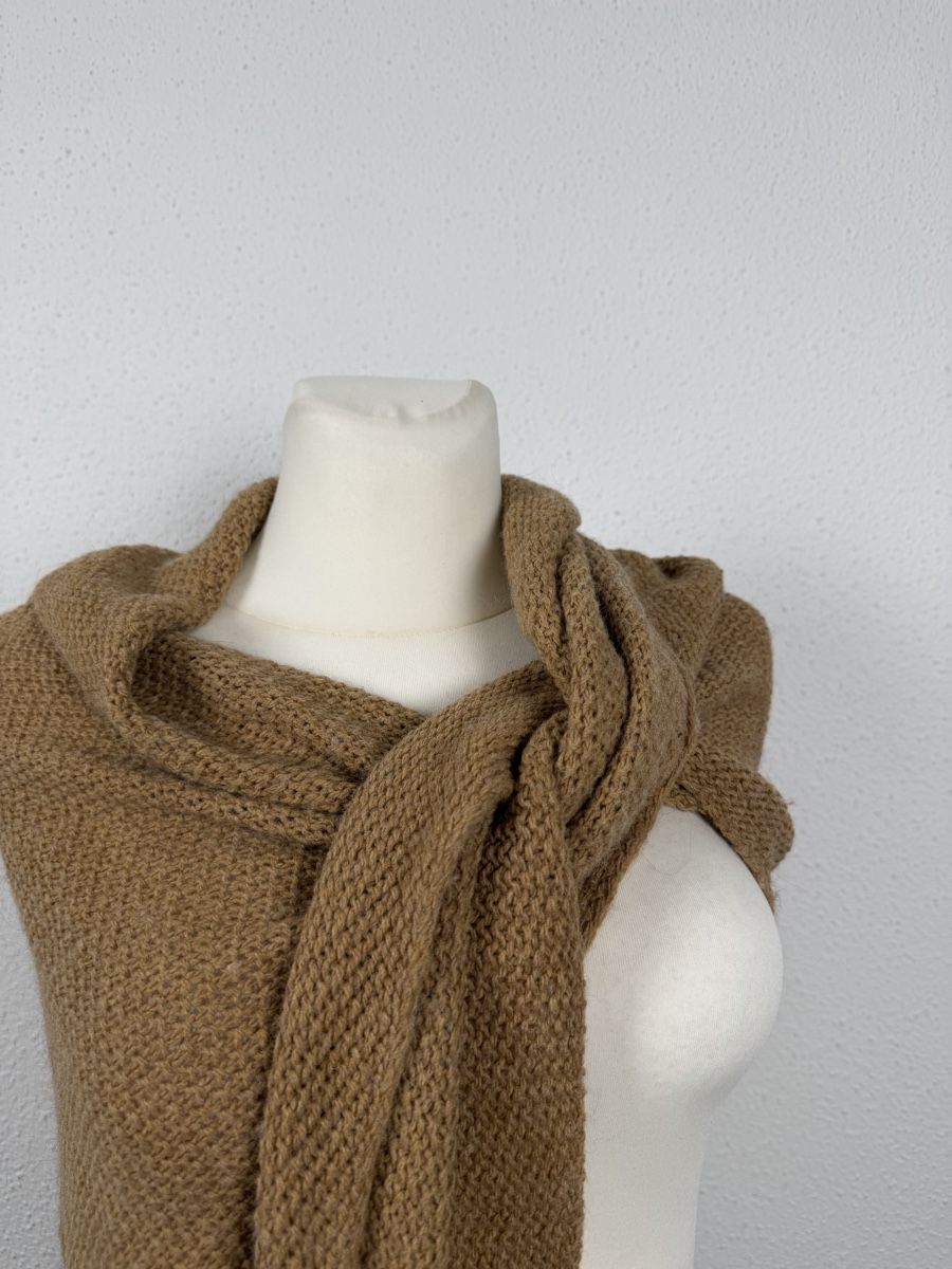 Foulard & Sciarpe: Cosy Alpaca & Wool Blend Scarf - – Usato da Knonau venduto da Grapesvintage 3