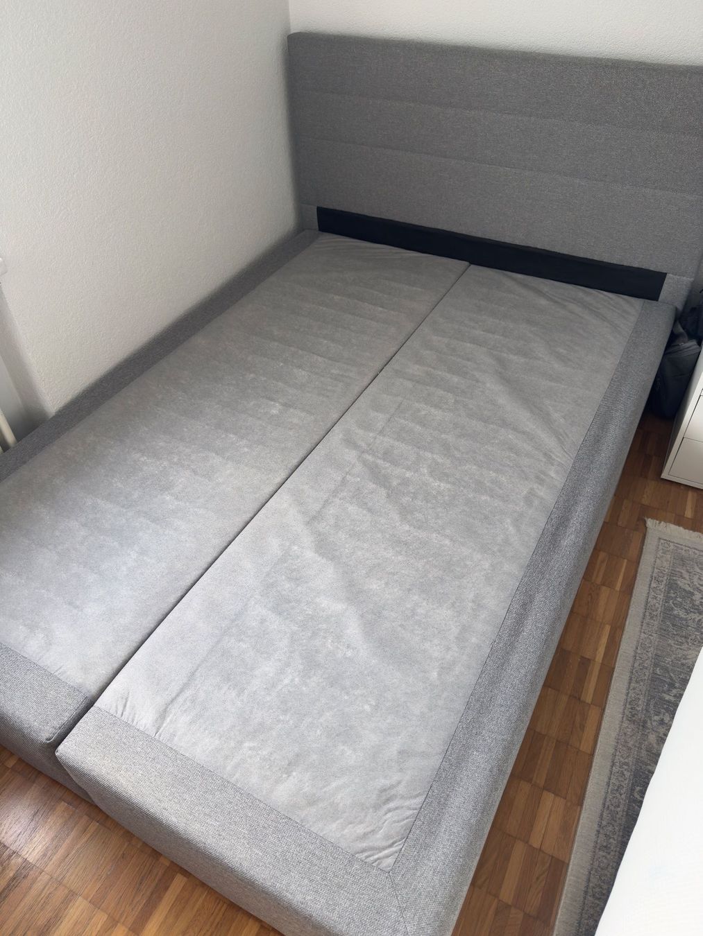 Letti: Boxspringbett ohne Matratze 1.4m breit 2m lang – Usato da Möhlin venduto da H_4