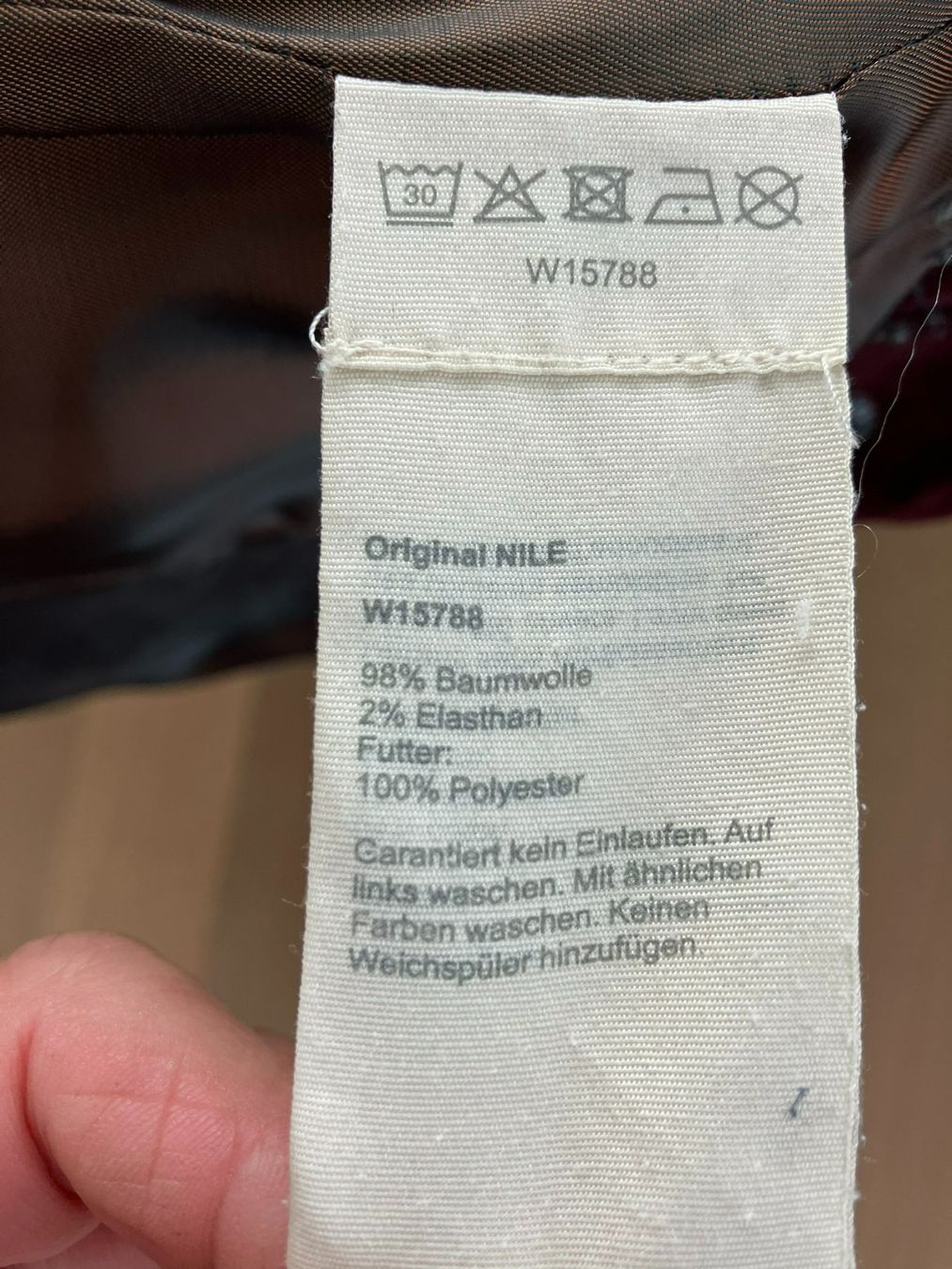 Nile Jacken: raffinierte Jacke - Farbe bordeaux - Nile – Gebraucht aus Weinfelden von Esche1 4