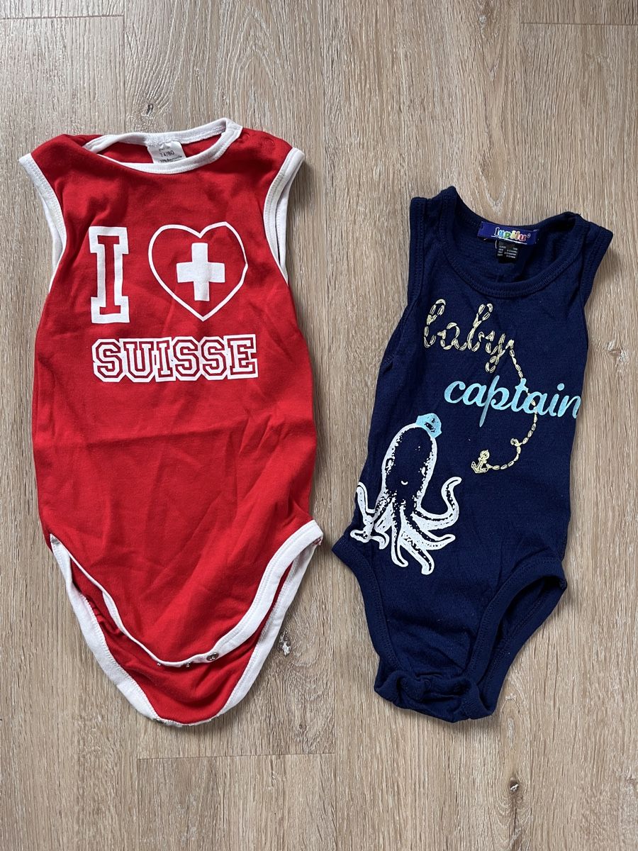 Lotti & Set di vestiti: 2 Ärmellose Bodys Gr. 74/80 – Usato da Sulz AG venduto da Zissi31324